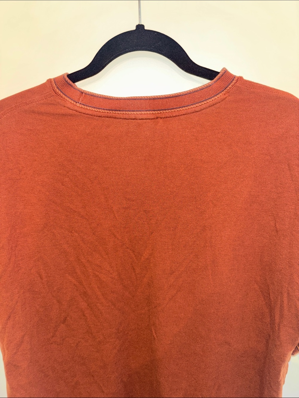 Shirt - Picture 4 of 6